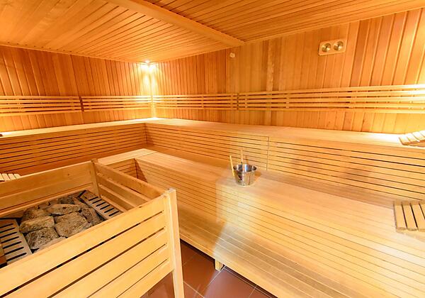 sauna-wellness-jufa-hotel-lungau-aufgussschale-144
