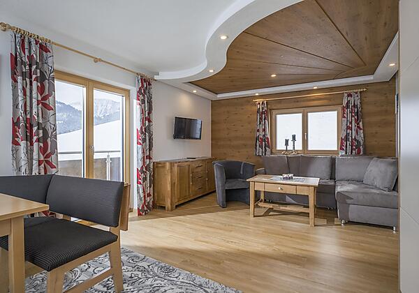 Chalet_Strobl_Amberg_28_Walchsee_Wohnzimmer