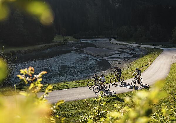 TVBStubaiTirol_MaxDraeger_Roadbiking-Radweg_4