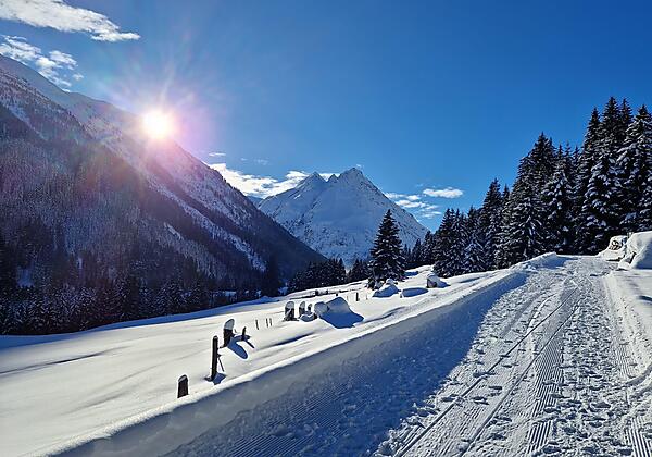 Winterwanderweg Richtung Galtür