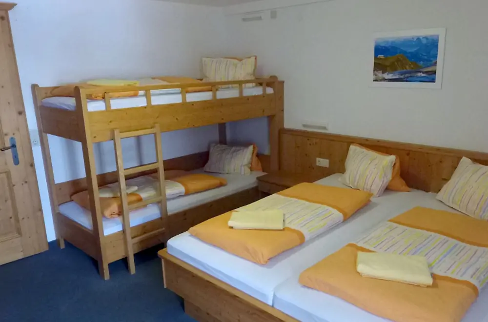 Mehrbettzimmer in der Krefelder Hütte