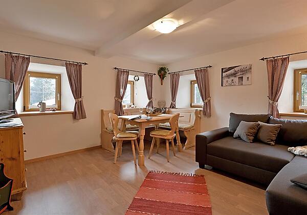 Kronbichlhof-Koessen-Staffen-29-Wohnzimmer