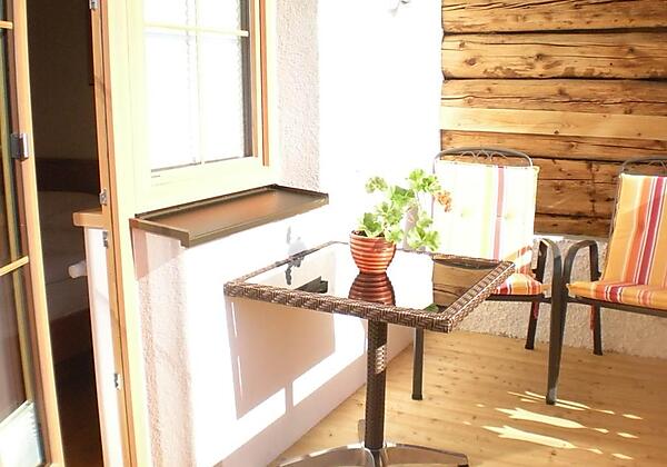 Morgensonne mit Balkon