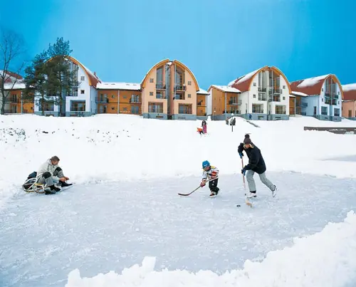 Der Winterspaß beginnt gleich vor der Haustüre im Landal Marina Lipno