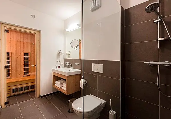 Bad mit Sauna