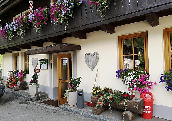 70c9cacd278a6806a7c059ed160cc2548855ca48f75060b4af