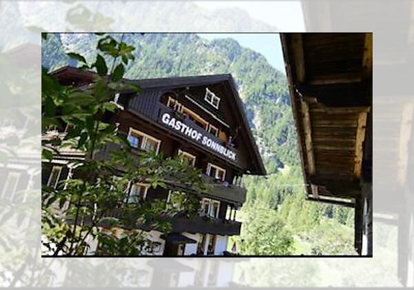 12985B88-CBC8-4D3F-9F89-8D7839A2E873