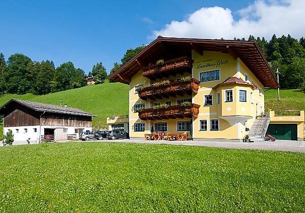 Landhaus Grub im Sommer NEU by Michi Gruber