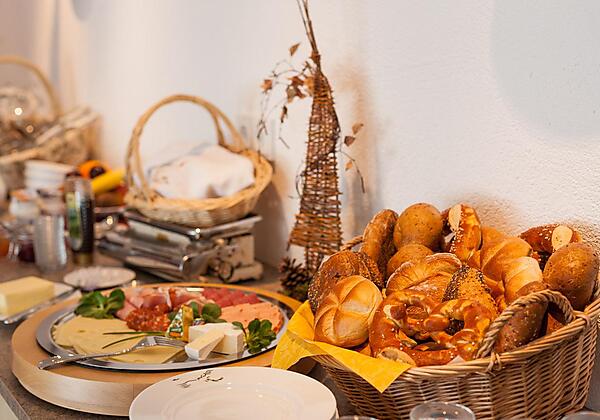 Heuschinde Frühstück