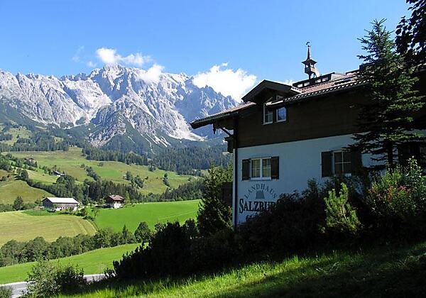 Landhaus Salzburg Sommer