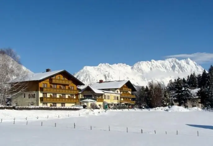 Landhotel Häuserl im Wald