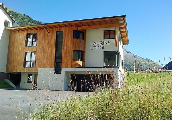 LaurinsLodge_Sommernord