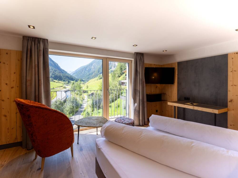 hotel_edelweiss_lichtblick_evabeer_02_casablancajpg.jpg