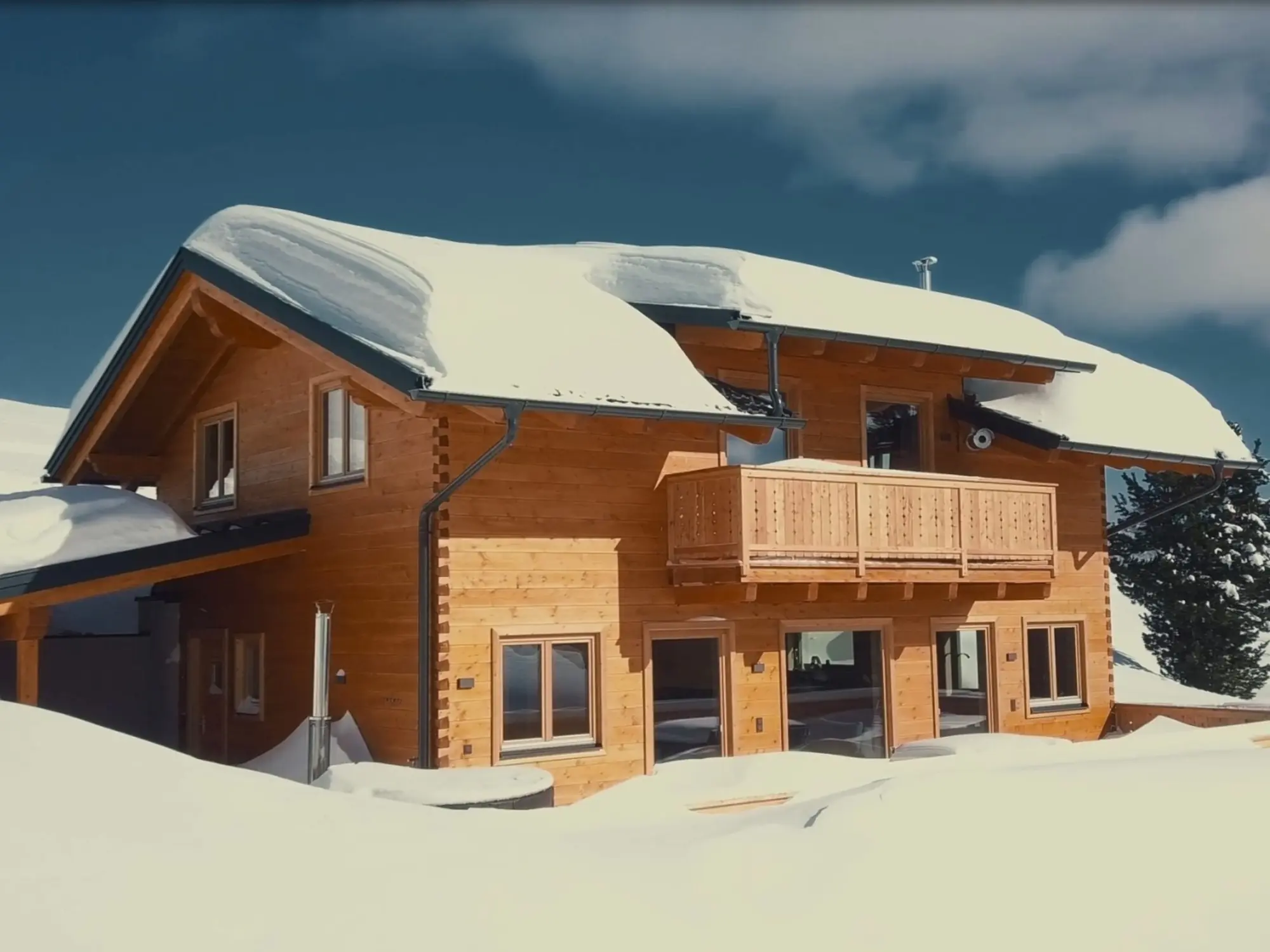 Luxuschalet Bergwinter - Außenansichten & Ausblick