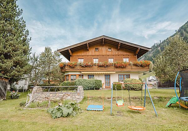 HausManuela©karinpfisterer-8342