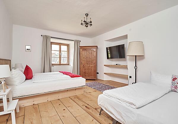 Schlafzimmer (2+1 Personen)