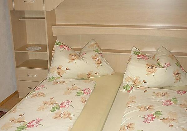Schlafzimmer1