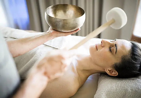 130 Ayurveda & Beauty Behandlungen