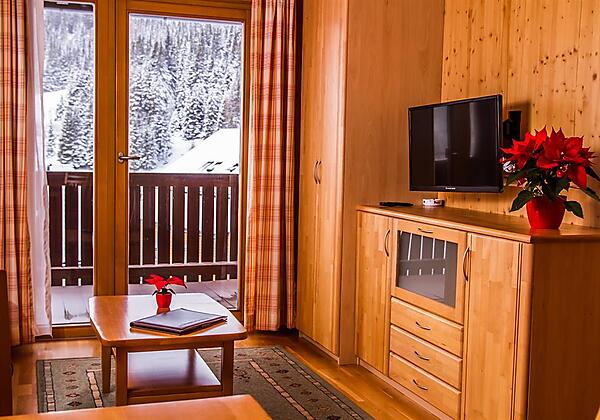 Typ A Wohnzimmer mit TV