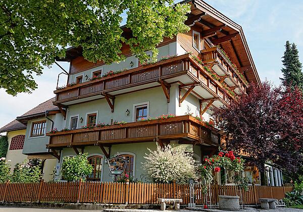 Mörtbauerhof mit Seezugang