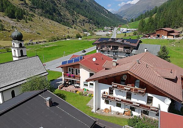 Mountain Lodge Obergurgl, Ski in & Bike out