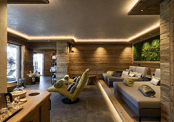 reell-kommunikationsdesign-NASCHBERGHOF-klein-230