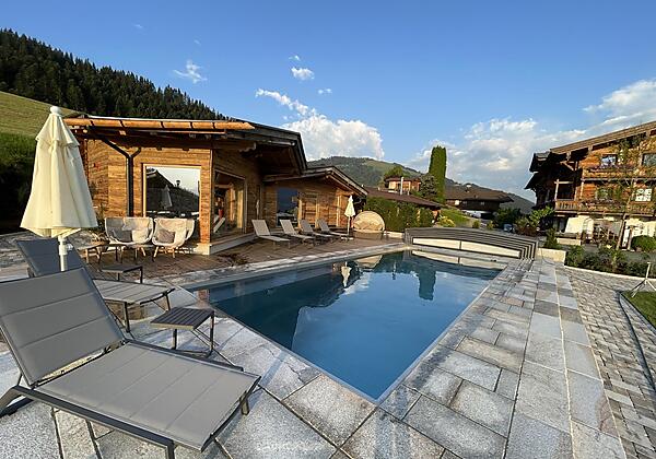 reell-kommunikationsdesign-NASCHBERGHOF-klein-287