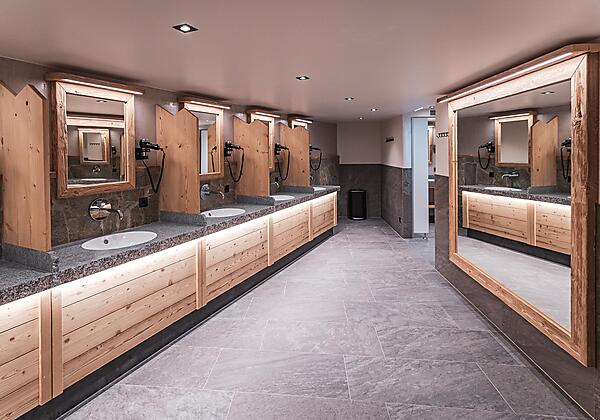 Sanitäranlagen Natur Camping Kuprian Ötztal