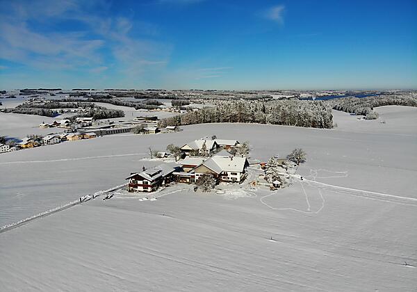 Winterlandschaft Blick zum Obertrumer See