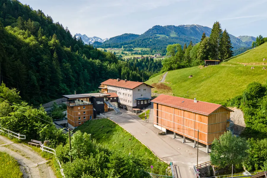 Das Oberstdorf Hostel mitten in den Allgäuer Bergen