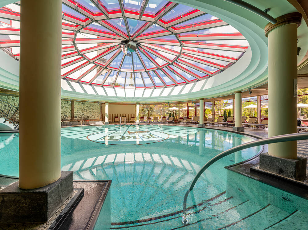 hotel-tyrol-schwimmbad-innen-bestand-jpg.jpg