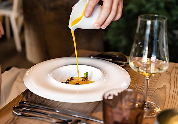 kulinarik-essen-wein-dinner