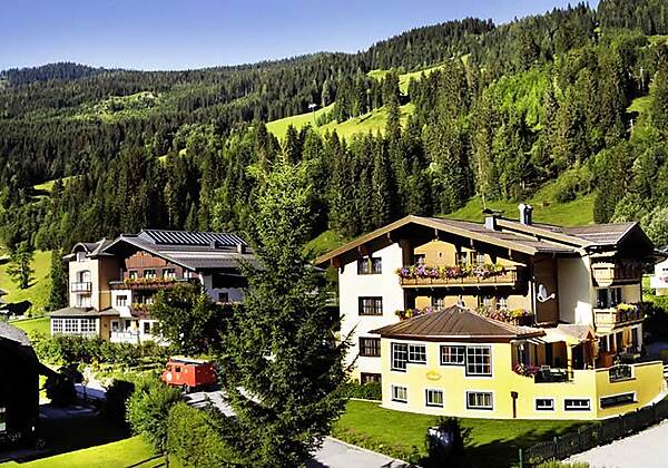 Hausansicht Pension Anja in Kleinarl