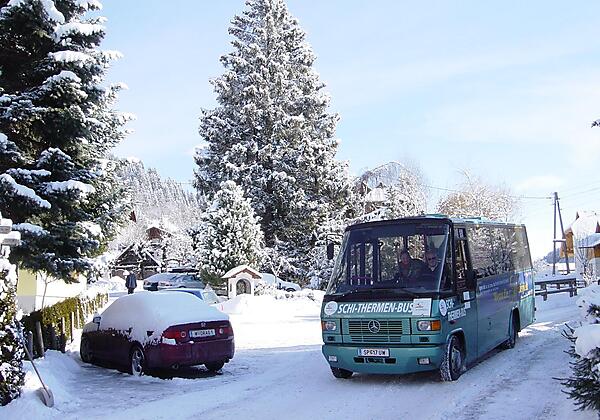 Schibushaltestelle direkt vorm Haus