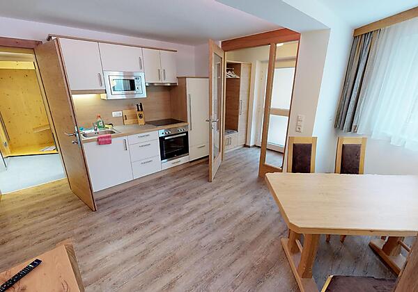 Pension-Bergkristall-App-22-12202019_112653