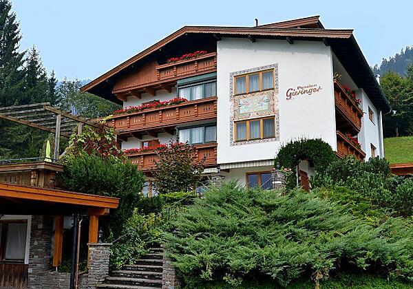 Pension Gieringer im Sommer