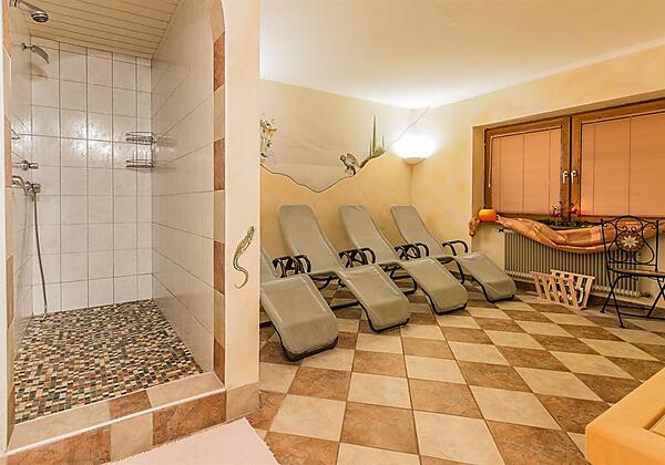 Sauna Ruheraum Hauptansicht