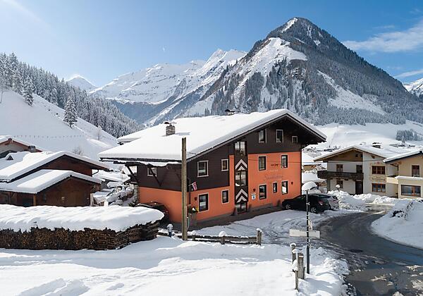 Pension Sonnblickhof Nordansicht