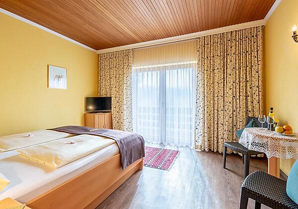 Pension_Südhang_Bad_Kleinkirchheim_Doppelzimmer_Ba