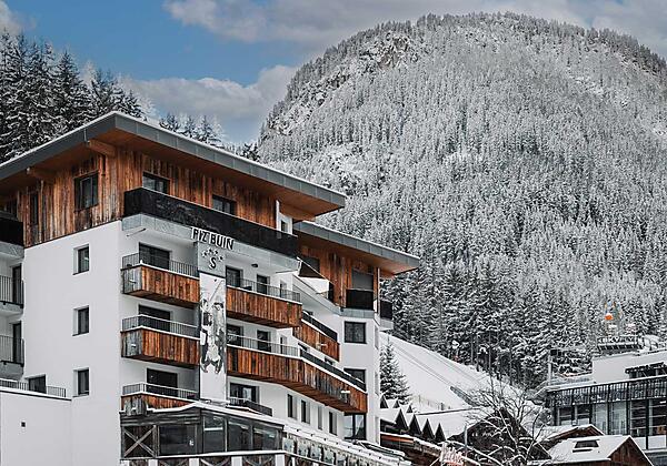 Hotel-Piz-Buin-Ischgl-außen-Ansicht-3