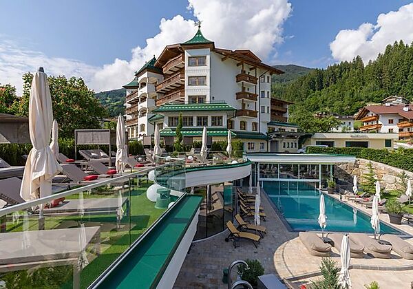 Hotel_Platzlhof_Taxachgraflweg_2_Ried_Schwimmbad_L