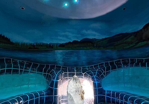 Dampfbad im Wellnessbereich