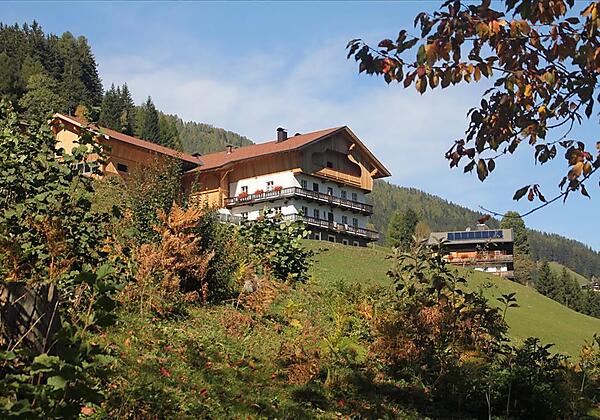 Bauern- und Ferienhaus