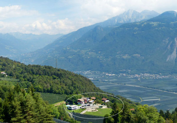 Lage und Ansicht von der Residence Liesy im Sommer