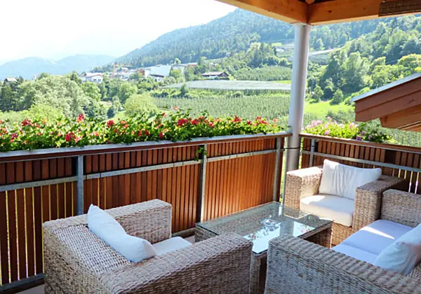 Aussicht vom Balkon der Ferienwohnung 'Suite' in der Residence Liesy