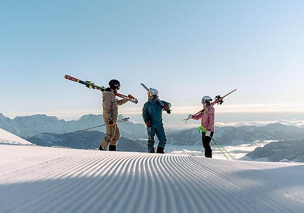 ritzenhof-aktiv-und-berge-winter-ski-fahren-gruppe