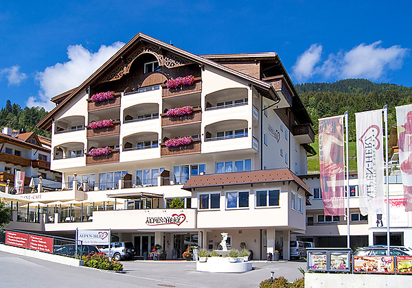 24205_Romantik & Spa Alpen-Herz_AG