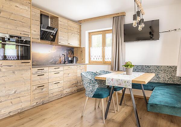 20230505_SchloeglgutInnen_006-HDR_klein