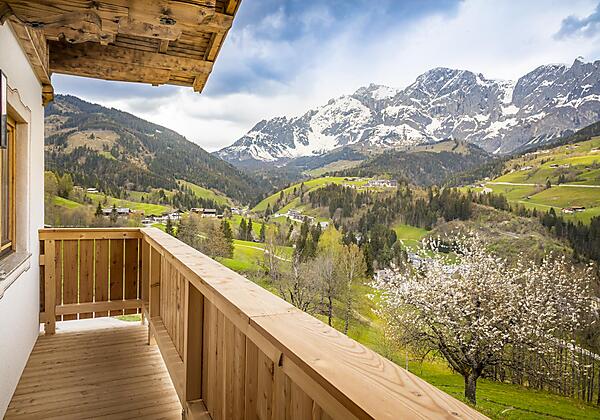 20230505_SchloeglgutInnen_024-HDR_klein