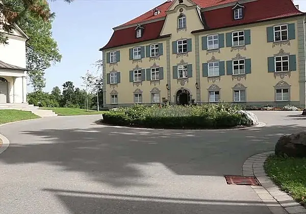 Schloss Neutrauchburg